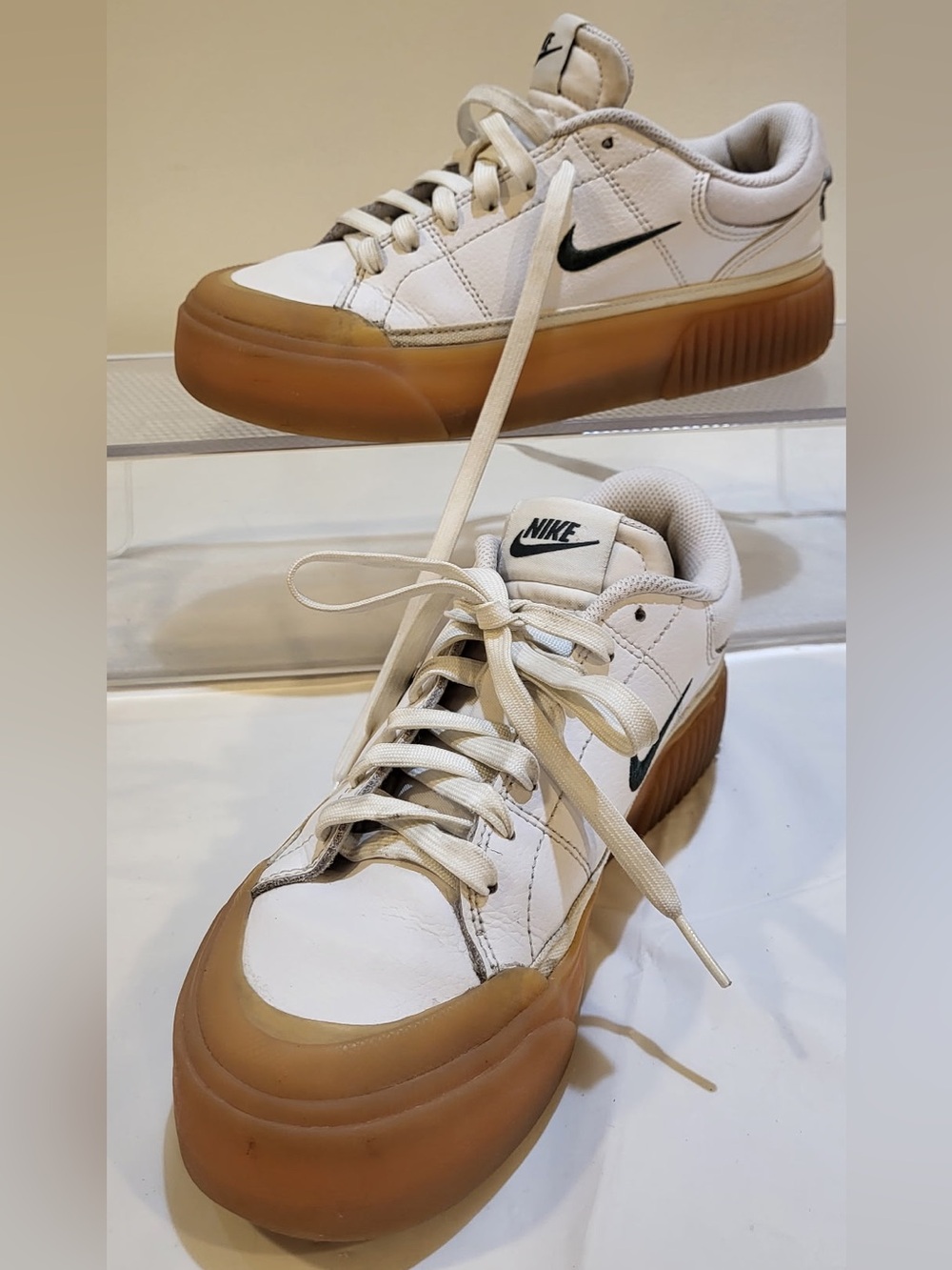 NIKE women's Court Legacy Lift white leather platform sneakers